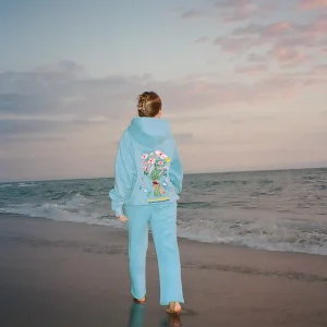 "Gift Giving" Sweatpants in Blue
